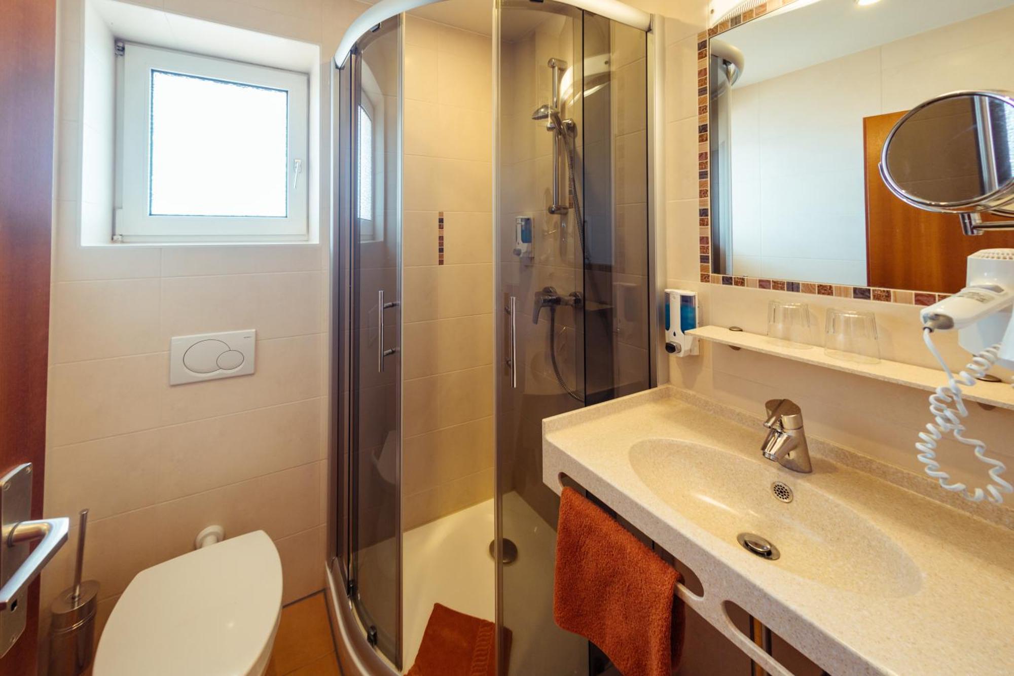 Hotel Sonnental Neusorg Екстериор снимка