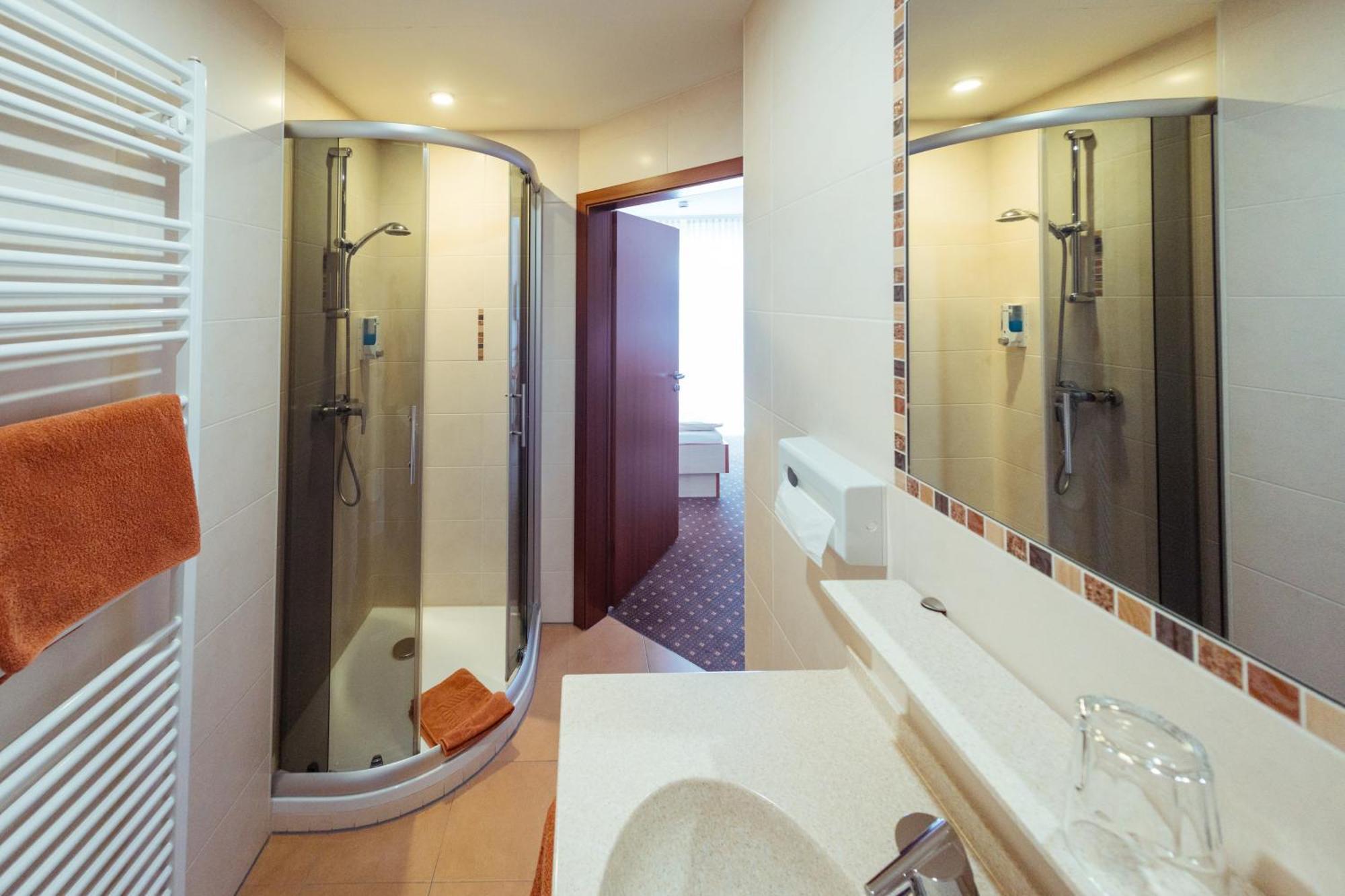 Hotel Sonnental Neusorg Екстериор снимка