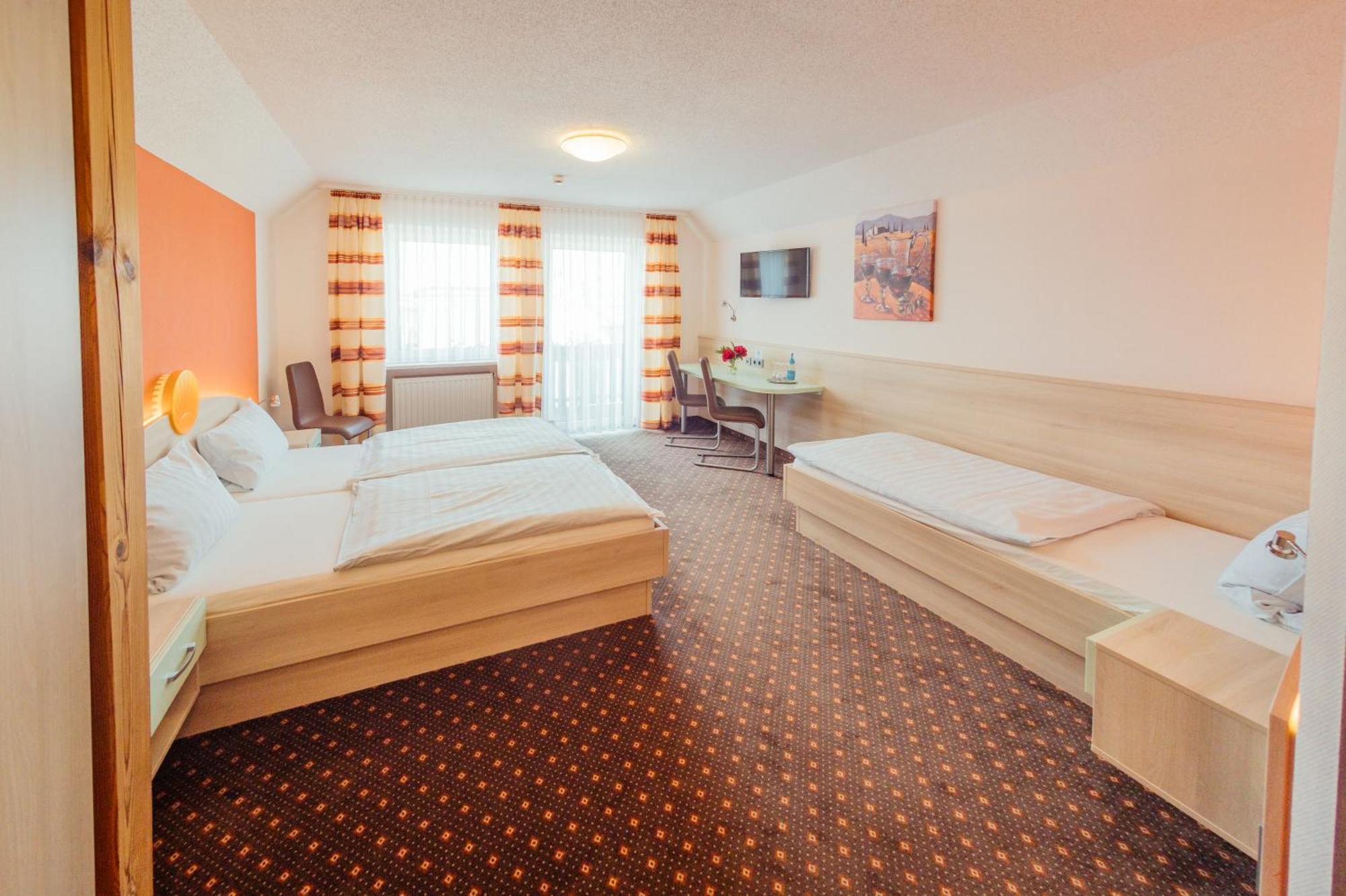 Hotel Sonnental Neusorg Екстериор снимка